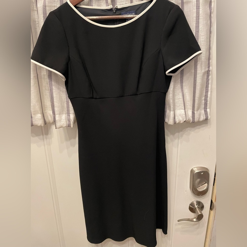 Ann Taylor Black and White Sheath Dress